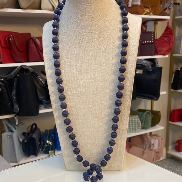Jewelry - Blue silk beaded necklace